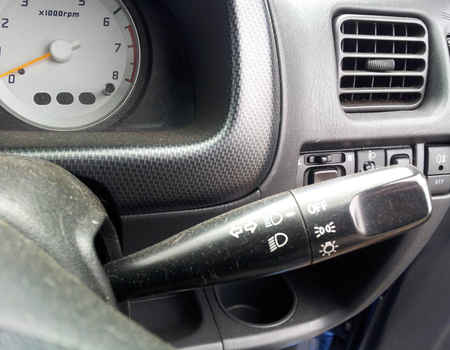 Suzuki Ignis Sport indicator-headlamp-switch-stalk